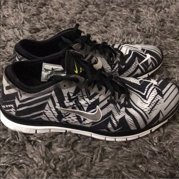 Nike Free 5.0 TR Fit 4 Athletic Sneakers - Picture 2 of 3